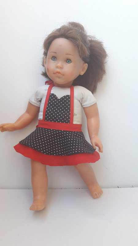 tablier rétro poupée 42cm.jpg